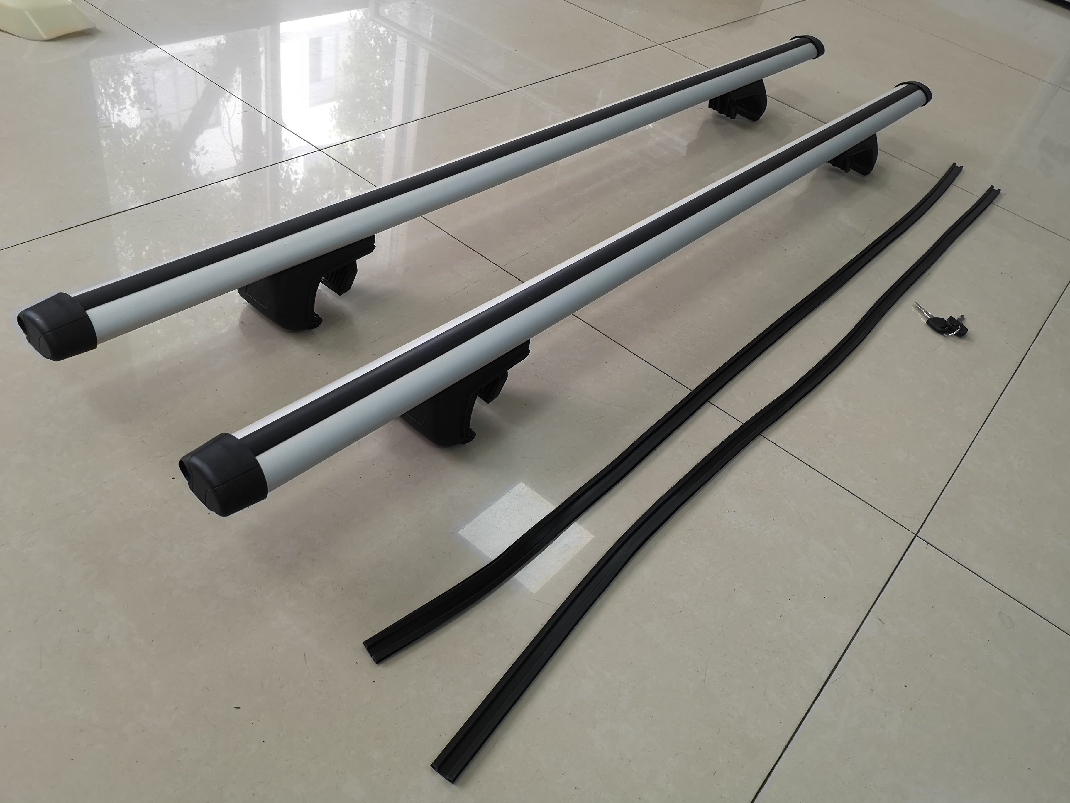 Cross Car Clips Universal Cross Bar Black with Key 120cm – PHC 4x4 CAR ACCESSORIES