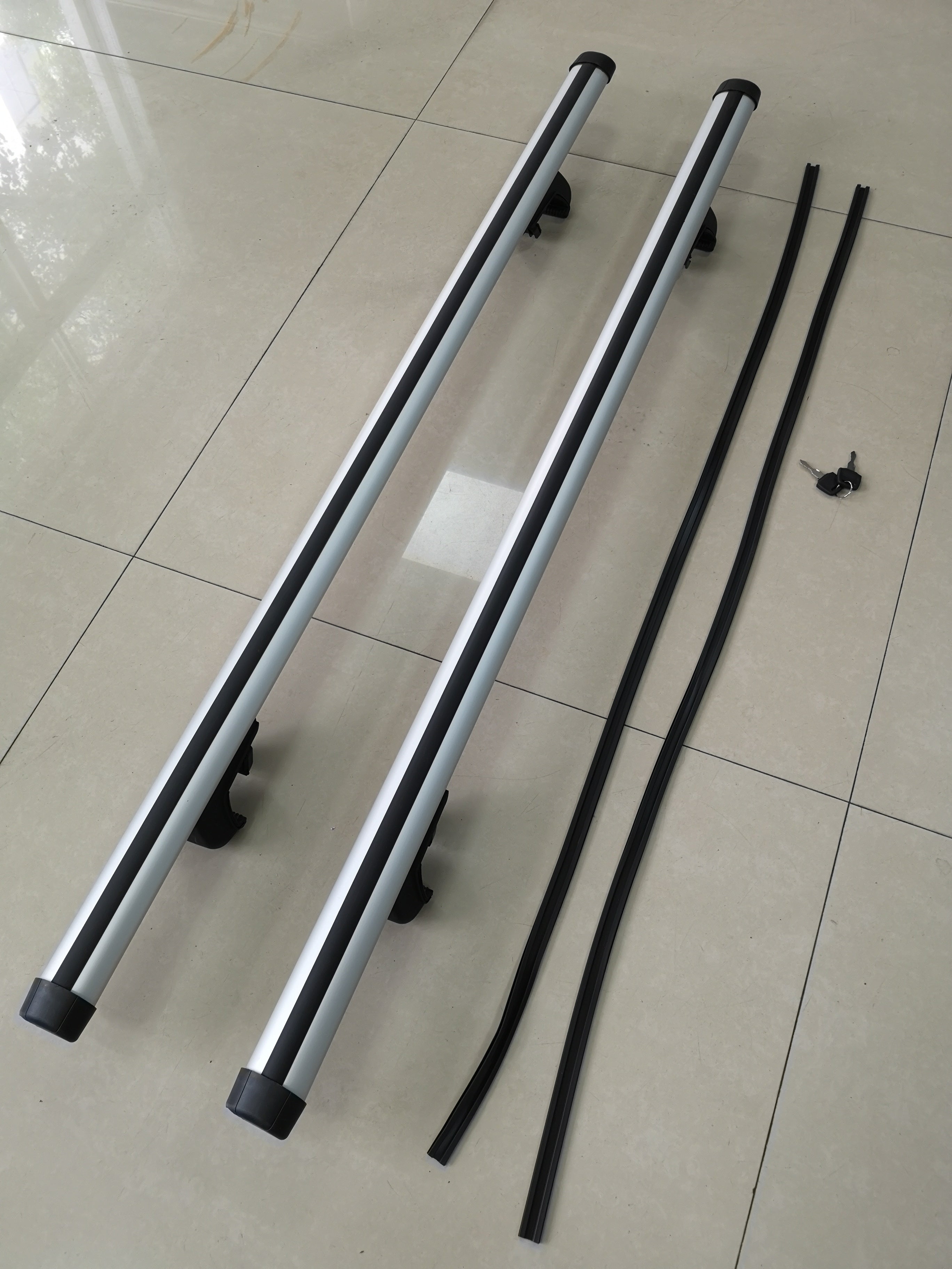 Cross Car Clips Universal Cross Bar Black with Key 130cm – PHC 4x4 CAR ACCESSORIES